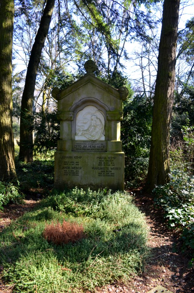 Frankfurt, Hauptfriedhof, Grab VI 54 Kemp