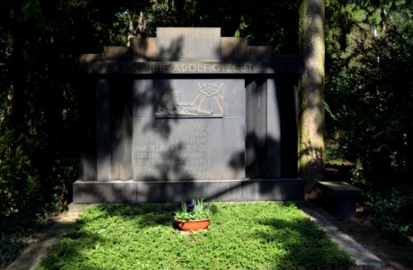 Frankfurt, Hauptfriedhof, Grab XII 26 Gizelt