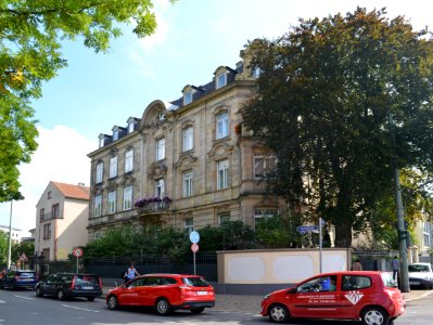 Frankfurt, Holbeinstraße 15