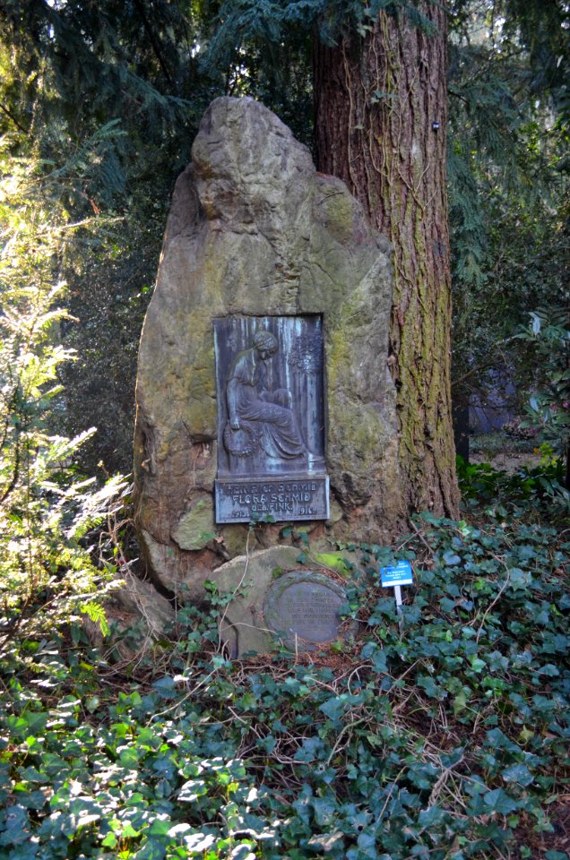 Frankfurt, Hauptfriedhof, Grab V 249 Schmid