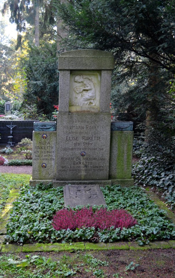 Frankfurt, Hauptfriedhof, Grab II 325 Scherbius, Rakette