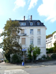 Frankfurt, Holbeinstraße 20