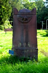 Frankfurt, Hauptfriedhof, Grab D 429 Pech