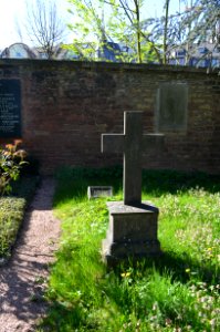 Frankfurt, Hauptfriedhof, Grab D adM 198 Dietze (1)