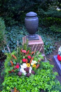 Frankfurt, Hauptfriedhof, Grab XIV Urnenhain 46 Wick