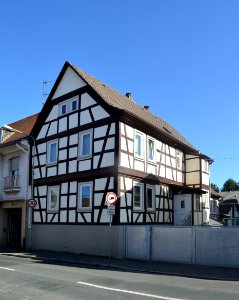Frankfurt-Seckbach, Wilhelmshöher Straße 148