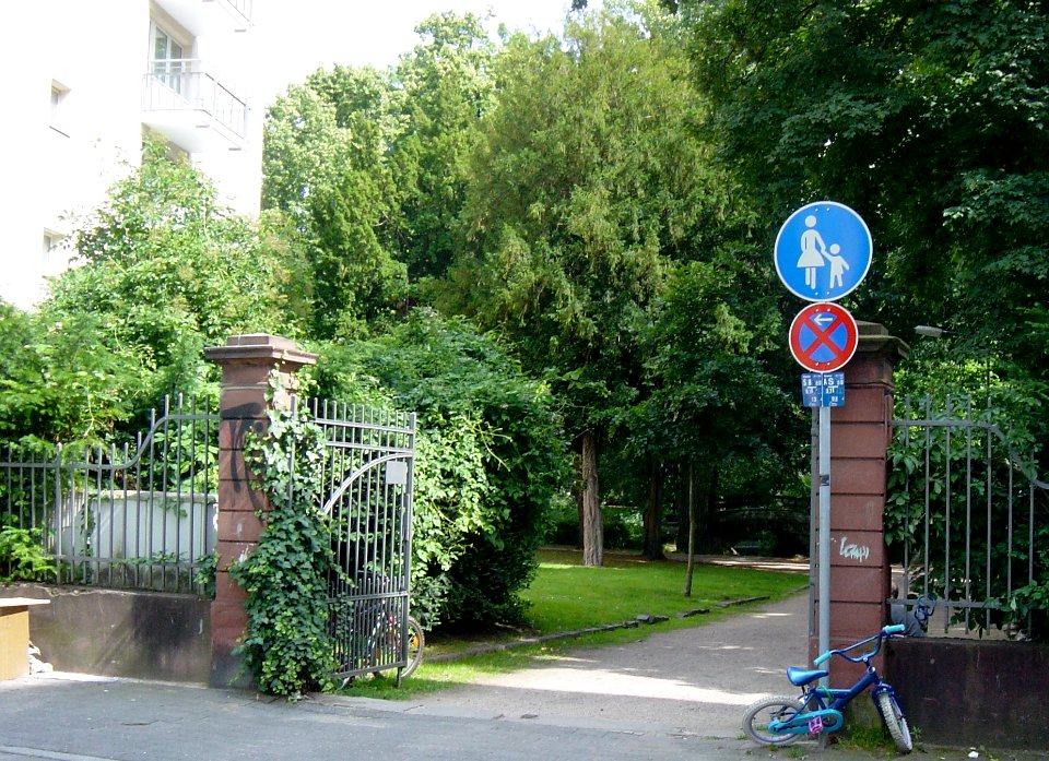 Frankfurt-Bockenheim Bernus-Park 10