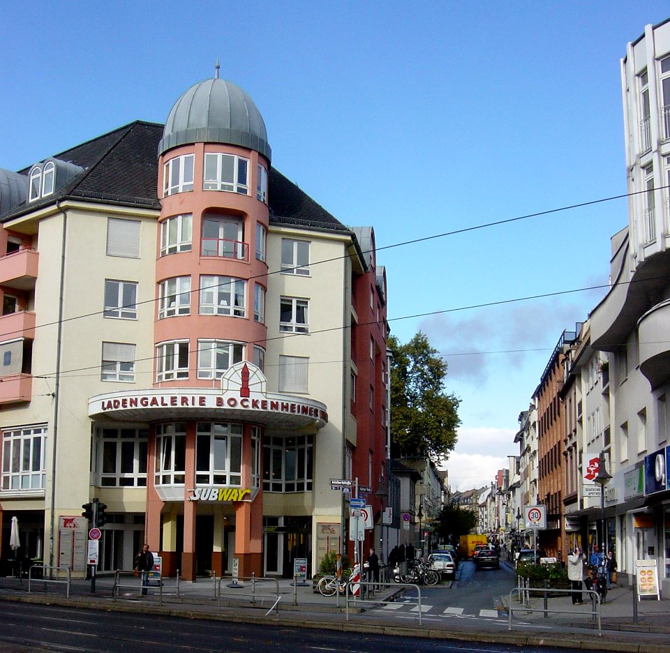 Frankfurt-Bockenheim Blick in die Leipziger Straße 26