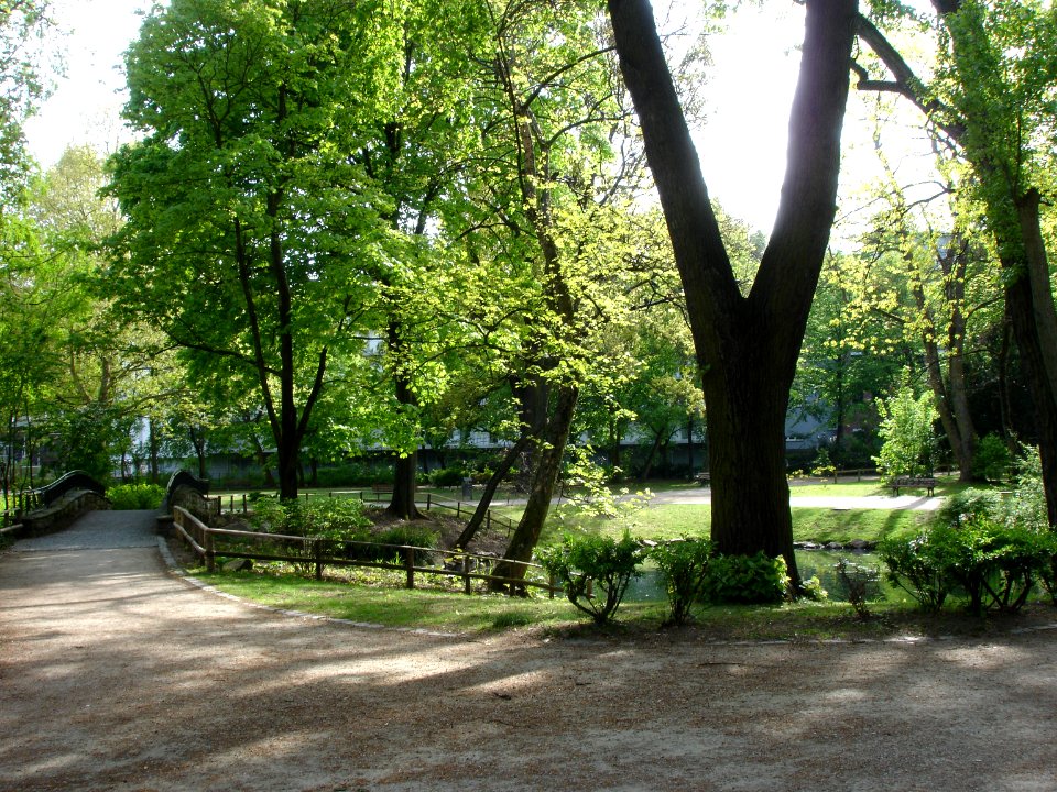 Frankfurt-Bockenheim Bernuspark 2017 b