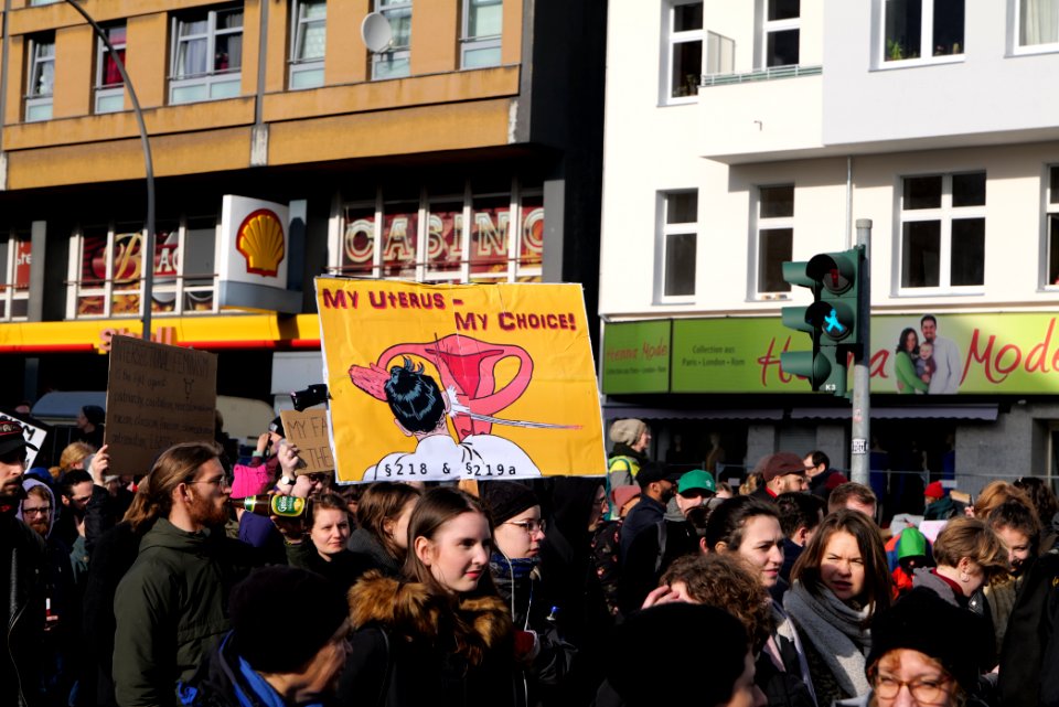 Frauenkampftag demonstration Berlin 2020 56