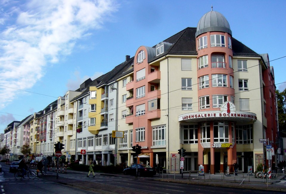 Frankfurt-Bockenheim Anfang Adalbertstraße 25