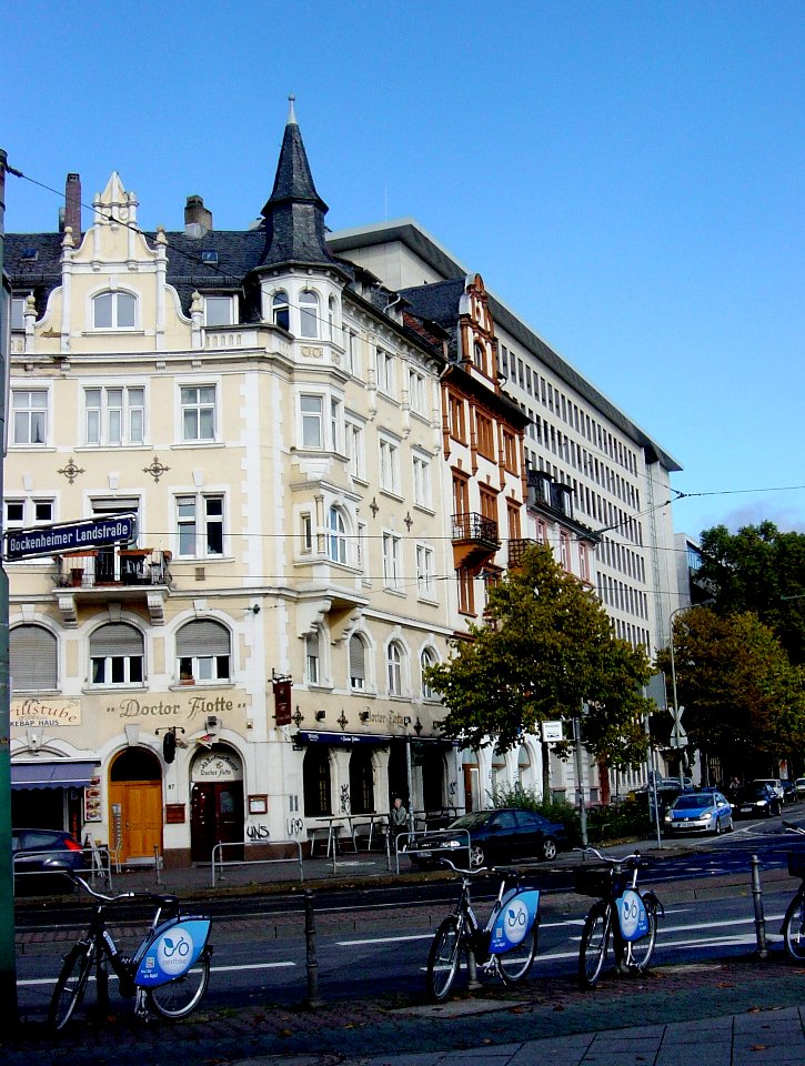 Frankfurt-Bockenheim Eckgebäude Gräf- Leipzigerstraße 19