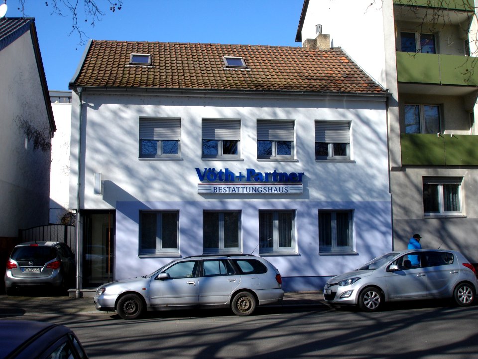 Frankfurt-Bockenhein, Kurfürstenplatz 30 X