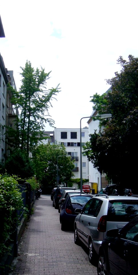Frankfurt-Bockenheim Rohmerplatz A35