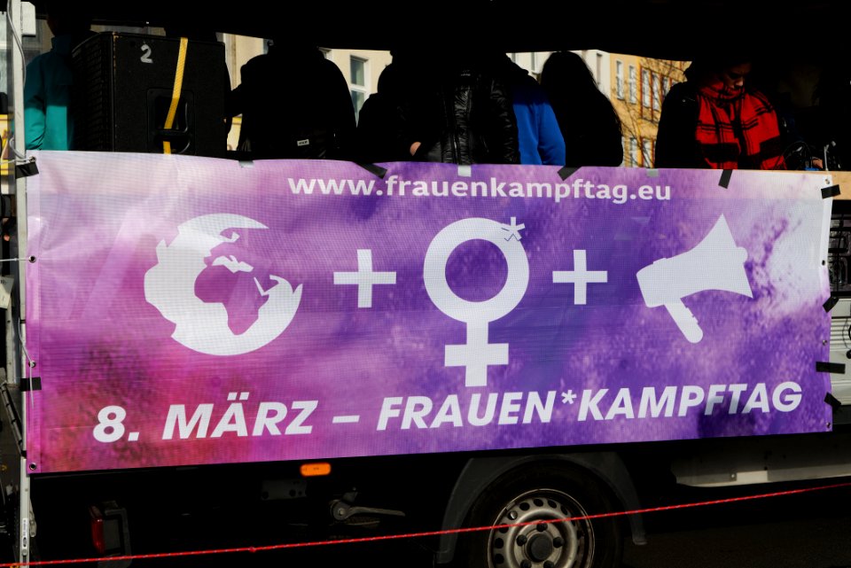 Frauenkampftag demonstration Berlin 2020 46