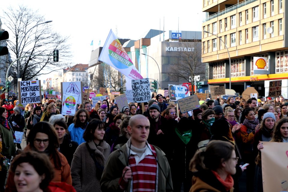 Frauenkampftag demonstration Berlin 2020 76
