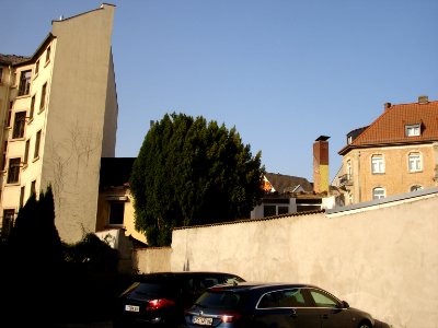 Frankfurt-Bockenheim, Hinterhof Mühlgasse mit Blick auf Leipziger Straße