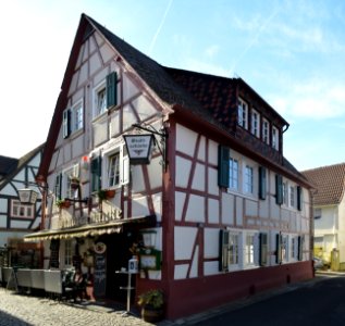 Frankfurt-Bergen, Am Berger Spielhaus 1