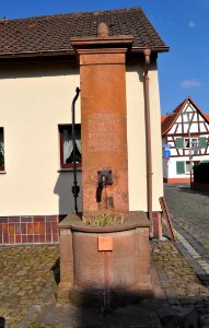 Frankfurt, Zehntgassenbrunnen
