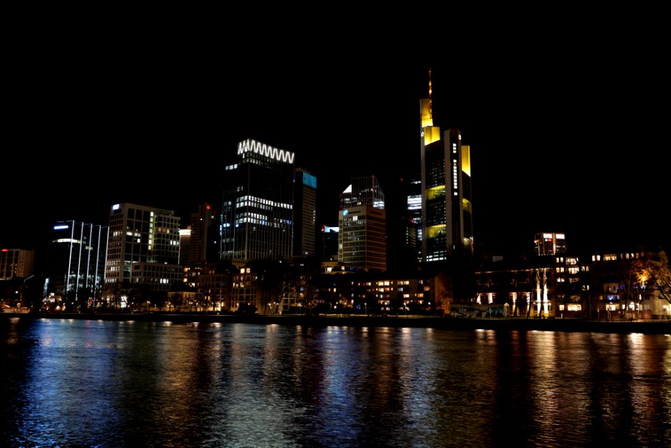 Frankfurt am Main city center from other side of the Main at night 2020-03-22 06