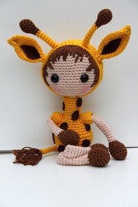 Hug yellow crochet photo