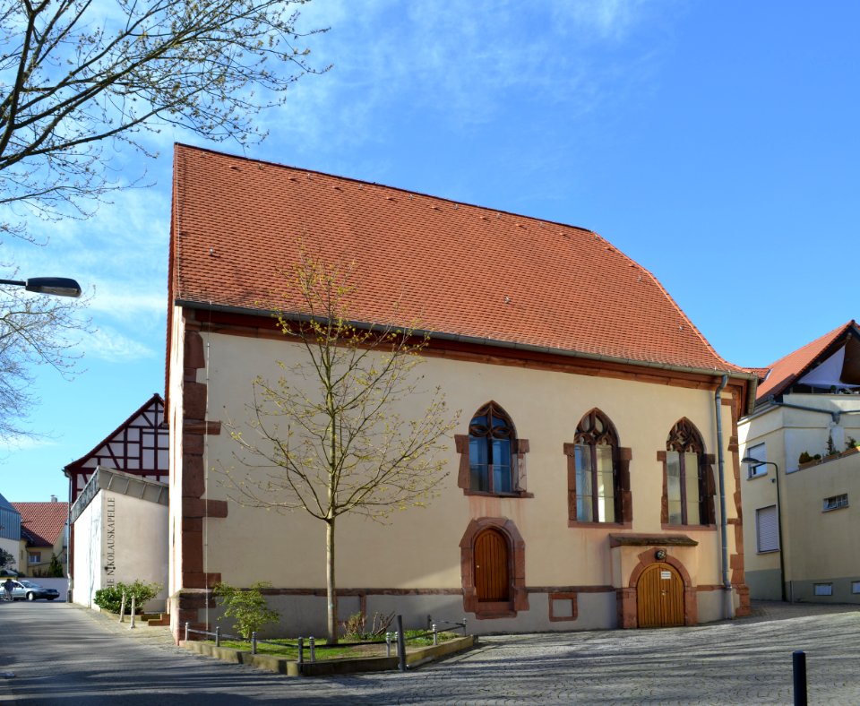 Frankfurt-Bergen, Nikolauskapelle