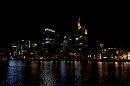 Frankfurt am Main city center from other side of the Main at night 2020-03-22 04