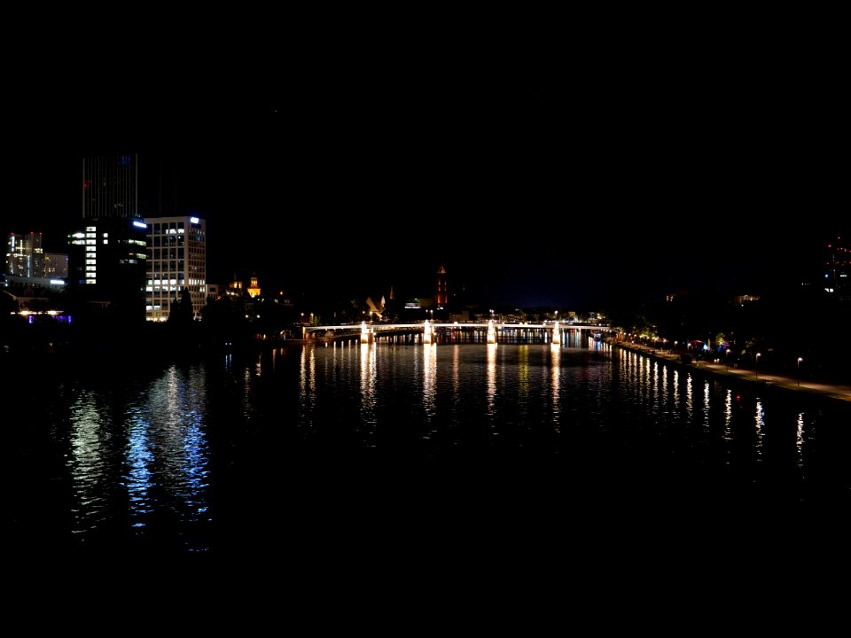 Frankfurt am Main city center at night 2019-09-13 04
