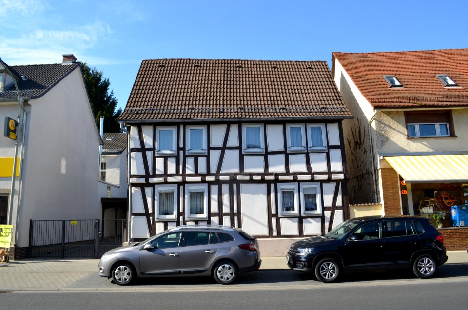 Frankfurt-Bergen, Marktstraße 71