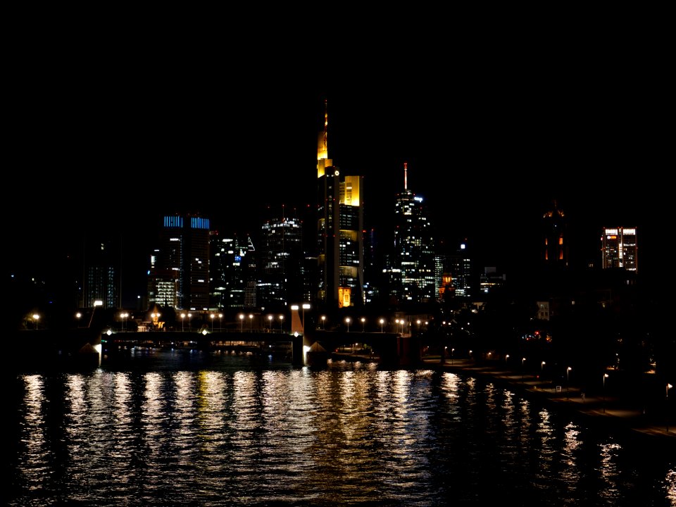 Frankfurt am Main city center at night 2019-09-13 21
