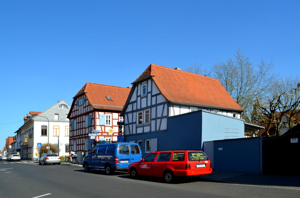 Frankfurt-Bergen, Marktstraße 54+56