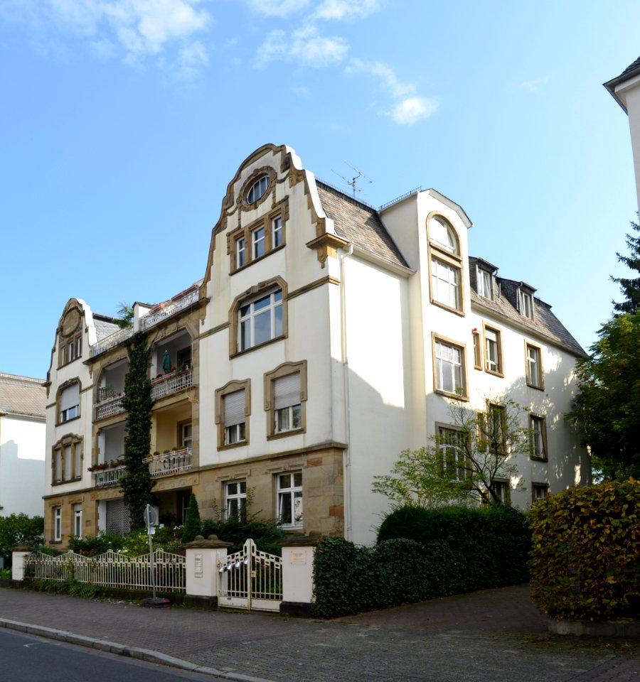 Frankfurt, Waidmannstraße 41-43