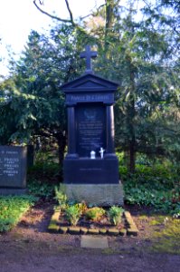 Frankfurt, Hauptfriedhof, Grab B 313 Lainer