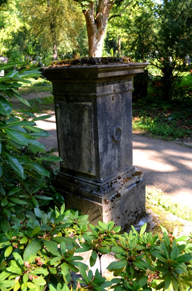 Frankfurt, Hauptfriedhof, Grab B 280 Daniel