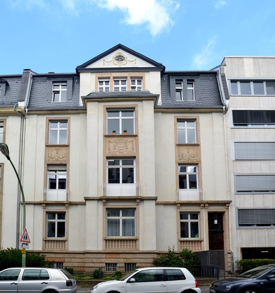 Frankfurt, Wolfsgangstraße 34