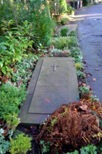 Frankfurt, Hauptfriedhof, Grab B 180 Schlegel