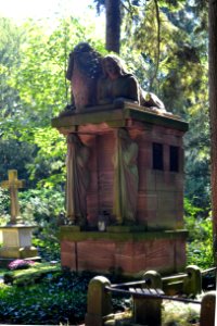 Frankfurt, Hauptfriedhof, Grab A 426 Petry