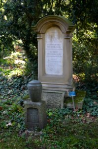 Frankfurt, Hauptfriedhof, Grab B 40 Steinbrenck