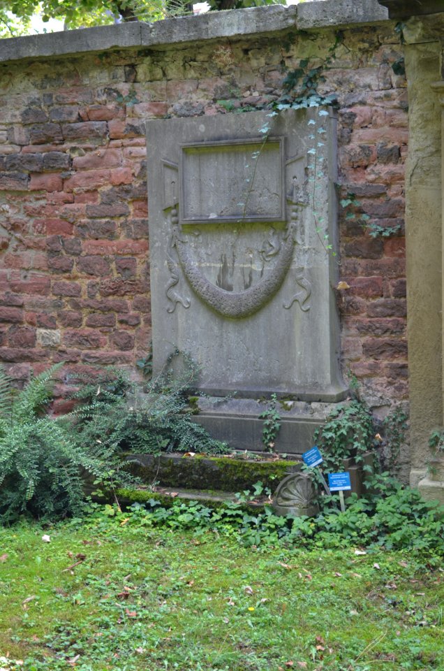 Frankfurt, Hauptfriedhof, Grab adM 141 Lemmé