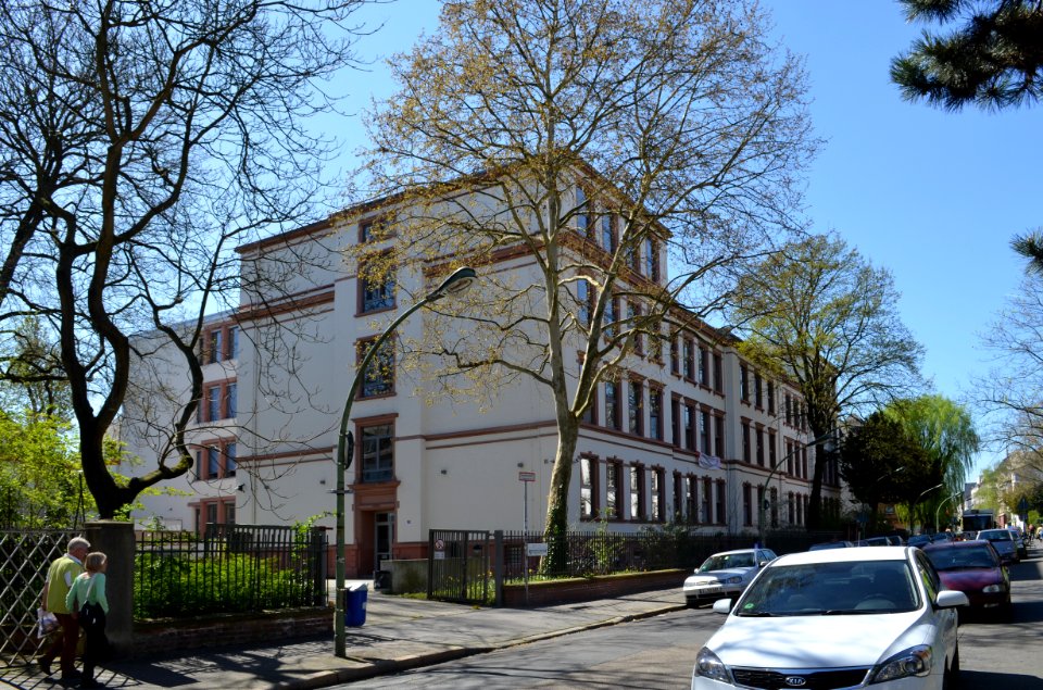 Frankfurt, Wilhelm-Merton-Schule