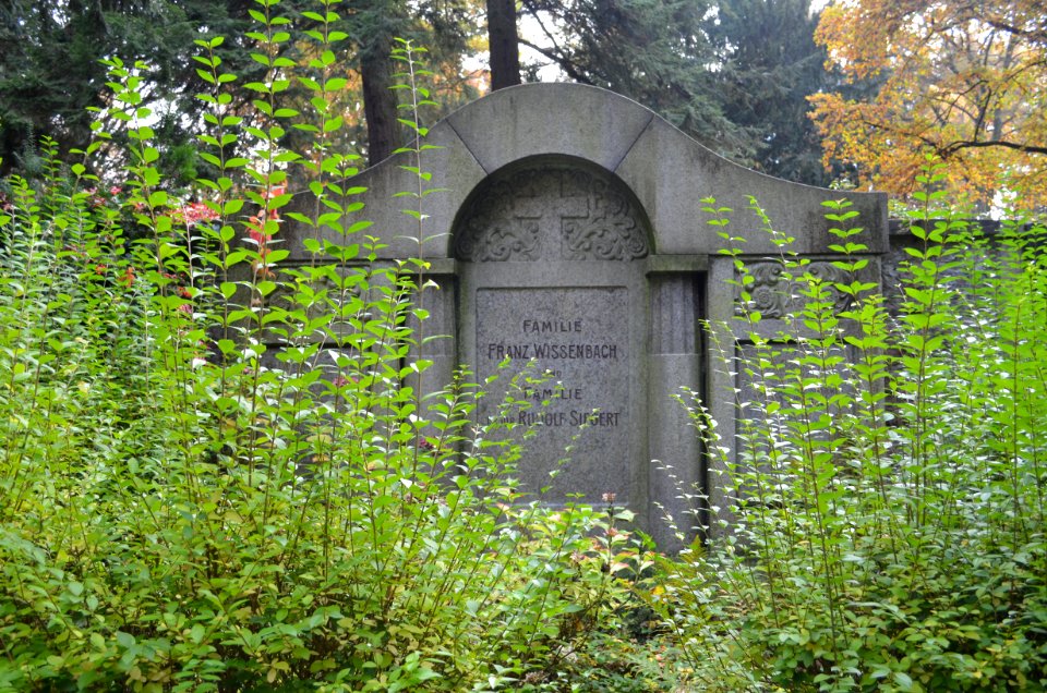 Frankfurt, Hauptfriedhof, Grab adM II 85-86 Wissenbach