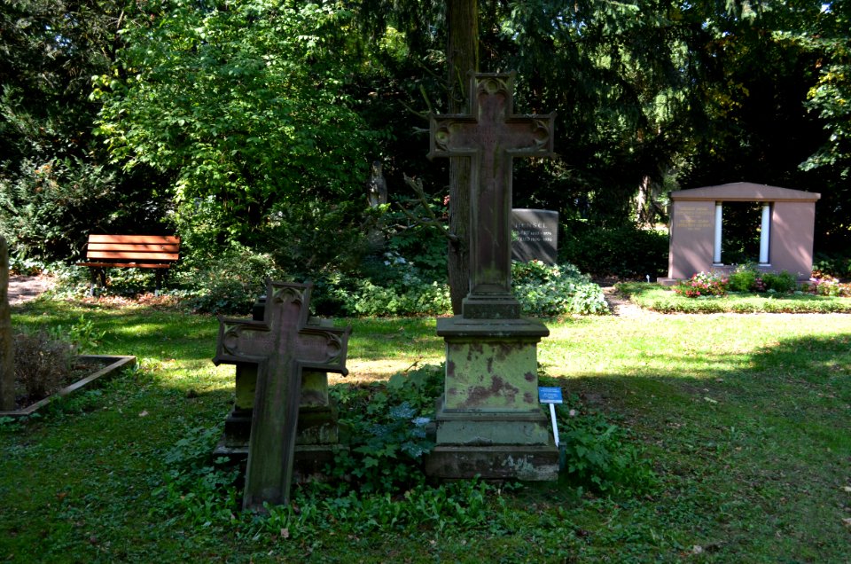 Frankfurt, Hauptfriedhof, Grab B 65 Schlesicky
