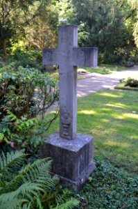 Frankfurt, Hauptfriedhof, Grab B 141-142 Katholische Geistlichkeit, Joseph Aubry
