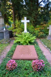 Frankfurt, Hauptfriedhof, Grab adM 556a Bernus