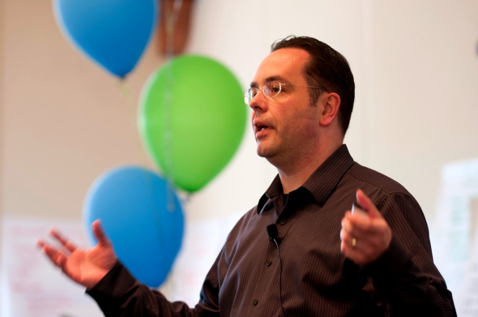 Frank Schulenberg speaking and gesturing