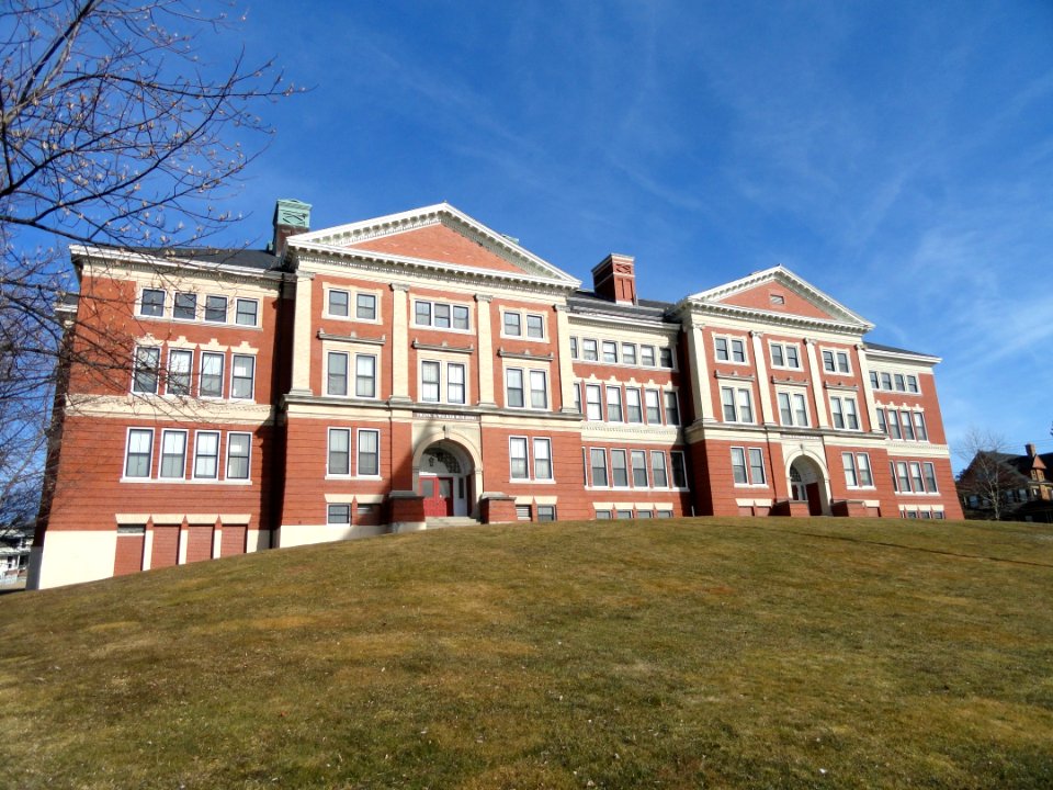 Frank D. Walker Building, 255 Main Street, Marlborough, MA - DSC04393