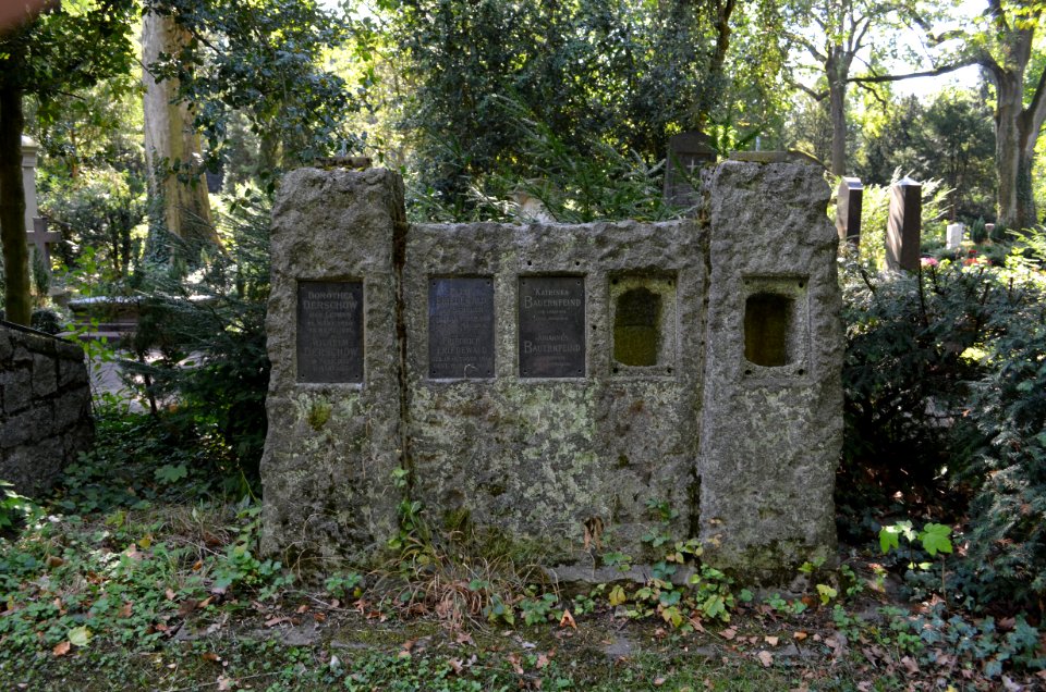 Frankfurt, Hauptfriedhof, Grab B 115-117 Verein für Feuerbestattung (1)