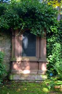 Frankfurt, Hauptfriedhof, Grab adM 604 Lauenstein