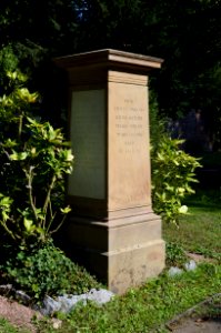 Frankfurt, Hauptfriedhof, Grab B 135-137 Hofmann