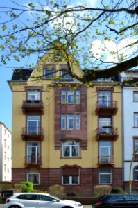 Frankfurt, Brüder Grimm Straße 32